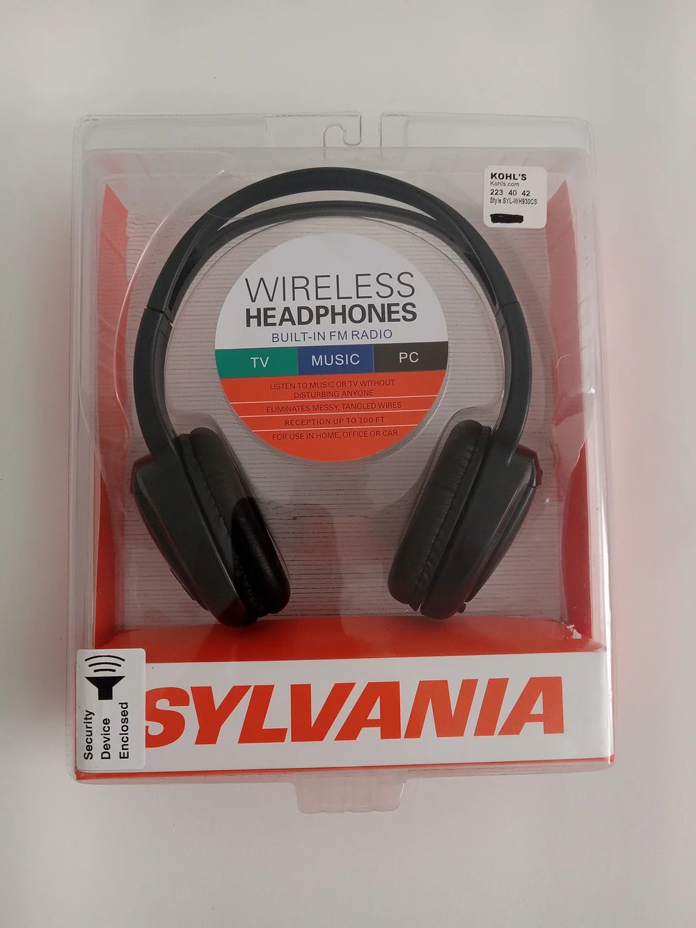Sylvania SYL-WH930 Wireless Headphones in Black - FM Radio Ready 100 Ft Range
